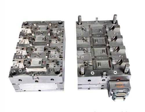 塑料模具加工中的注塑是怎么回事？深圳塑料模具廠