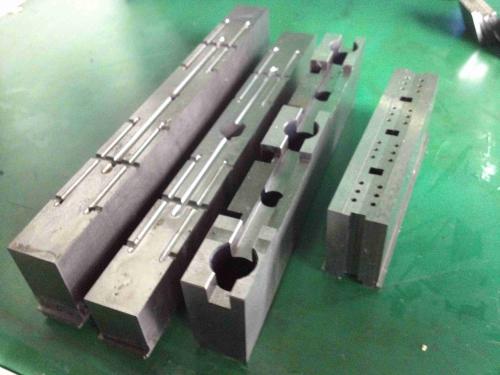 塑膠模具加工模具配件的分類有哪些呢？